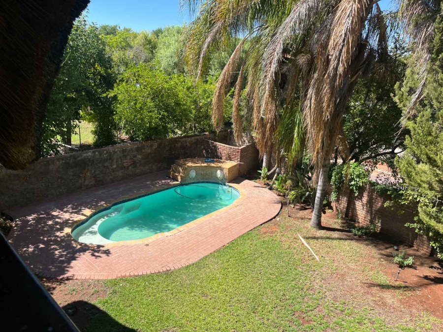 4 Bedroom Property for Sale in Die Rand Northern Cape